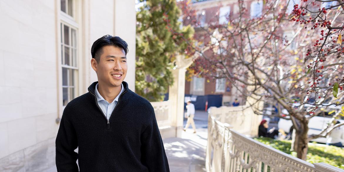 Theo Lee ’28 MD